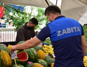 TUZLA ZABITASI SEMT PAZARLARINDA HİJYEN VE FİYAT DENETİMLERİNİ SÜRDÜRÜYOR