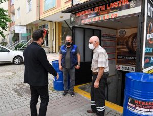 TUZLA’NIN GERİ DÖNÜŞÜM AMCASINA BAŞKAN YAZICI’DAN ZİYARET